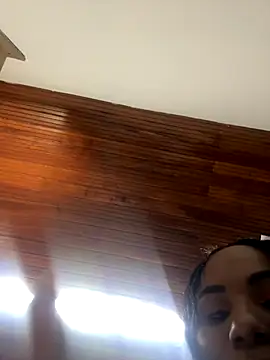 Snapshot of Sara_Boom chatting on 10.11.25 Sara Boom online show from 10.11.25