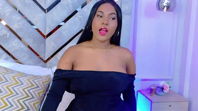 Snapshot of Sara_Boom chatting on 11.14.25 Sara Boom online show from 11.14.25