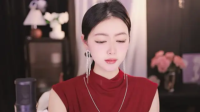 Ocean--Lili online show from 12.31.24