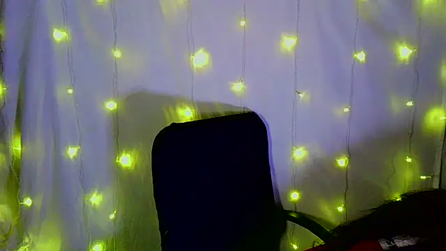 Victoria Marks online show from 11.21.25