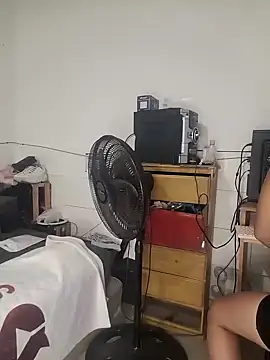 ZaraHoney online show from 01.23.25