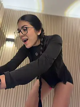 Snapshot of Sarasanders_4 chatting on 01.10.26 Sarasanders 4 online show from 01.10.26