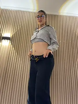 Snapshot of Sarasanders_4 chatting on 01.18.26 Sarasanders 4 online show from 01.18.26