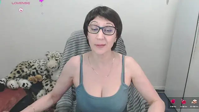 Ammillia online show from 02.05.25