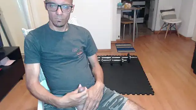 guachin hunk online show from 10.16.25