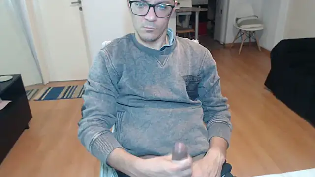 Snapshot of guachin_hunk chatting on 07.04.26 guachin hunk online show from 07.04.26