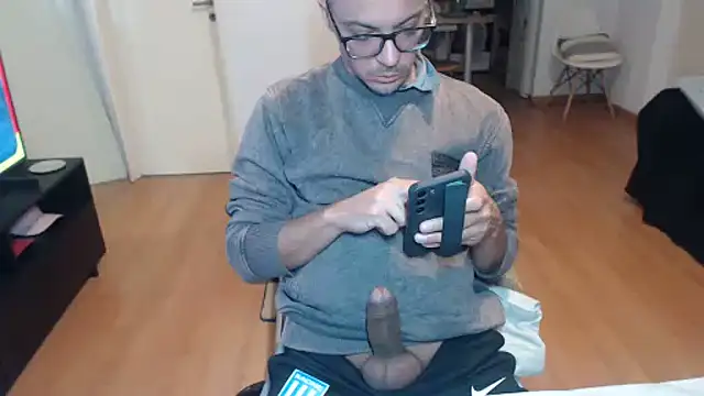 Snapshot of guachin_hunk chatting on 07.09.26 guachin hunk online show from 07.09.26