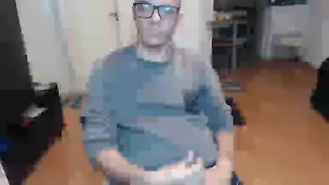 Snapshot of guachin_hunk chatting on 07.23.26 guachin hunk online show from 07.23.26
