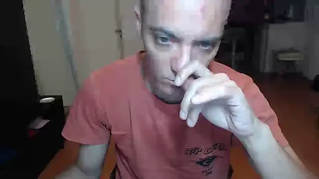Snapshot of guachin_hunk chatting on 07.30.26 guachin hunk online show from 07.30.26