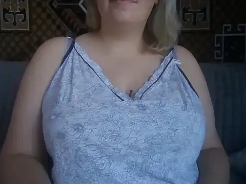 Diana Britt online show from 09.12.25