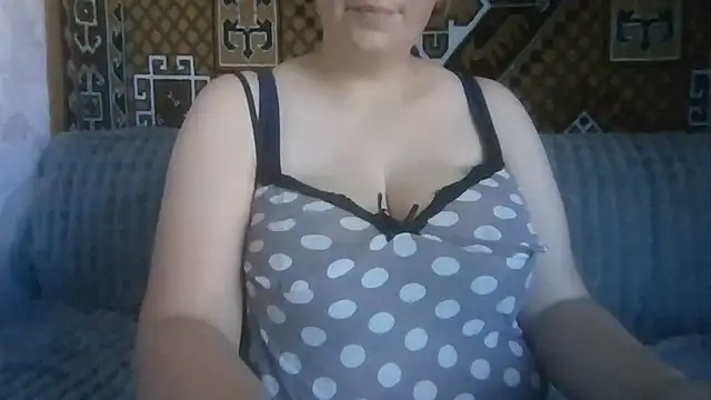 Diana Britt online show from 06.24.26