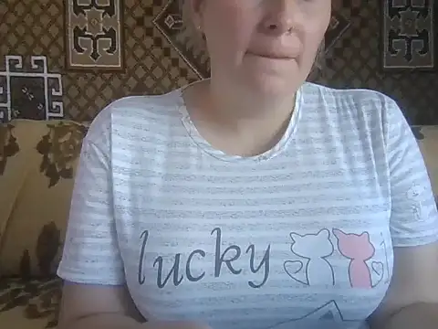 Diana Britt online show from 08.10.26