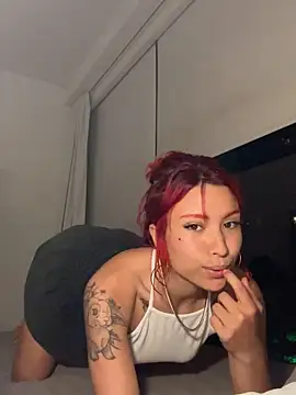 dinamita Blair online show from 10.21.25