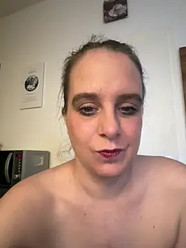 LadyChantale online show from 04.08.26