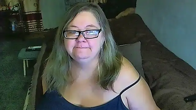 Snapshot of sex2 chatting on 02.05.26 sex2 online show from 02.05.26