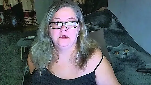 Snapshot of sex2 chatting on 02.11.26 sex2 online show from 02.11.26