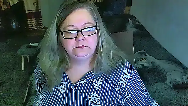 Snapshot of sex2 chatting on 02.15.26 sex2 online show from 02.15.26