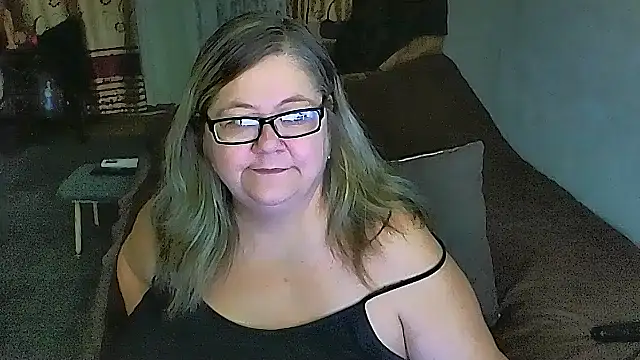 Snapshot of sex2 chatting on 02.18.26 sex2 online show from 02.18.26