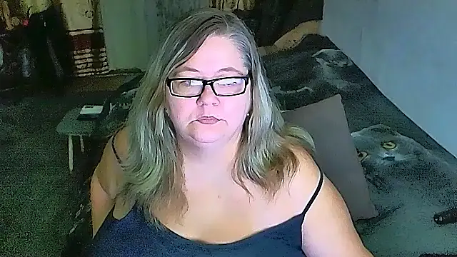 Snapshot of sex2 chatting on 02.24.26 sex2 online show from 02.24.26