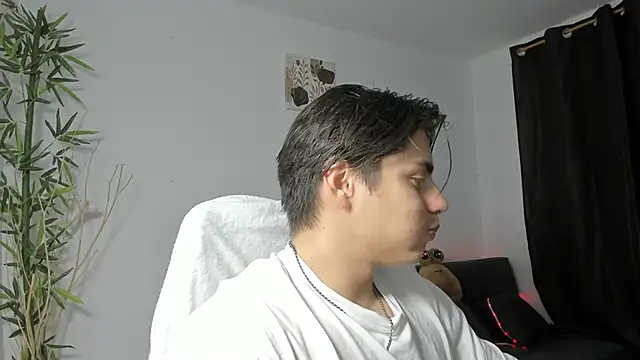 Giordano Russo online show from 01.06.25