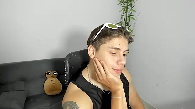 Giordano Russo online show from 03.15.25