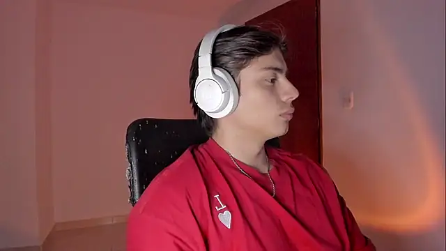 Giordano Russo online show from 10.29.25