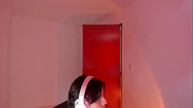 Giordano Russo online show from 11.19.25