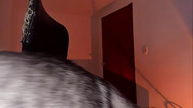 Giordano Russo online show from 11.25.25