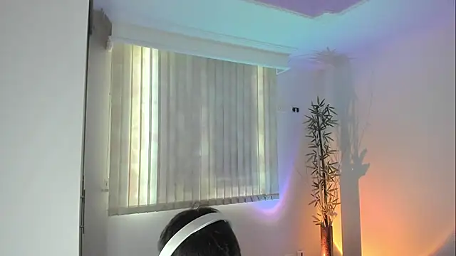 Snapshot of Giordano_Russo chatting on 06.30.26 Giordano Russo online show from 06.30.26