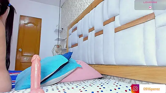  kaarla  online show from 09.10.25