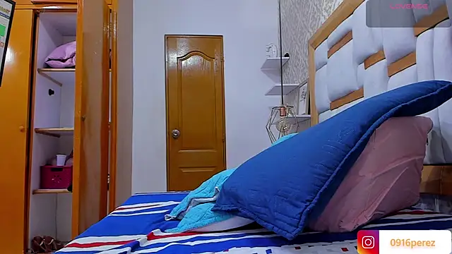  kaarla  online show from 09.13.25