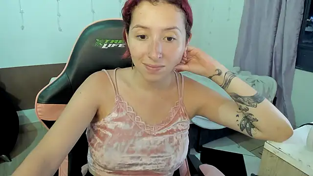 Snapshot of Ginger_Sweetty chatting on 02.07.25 Ginger Sweetty online show from 02.07.25