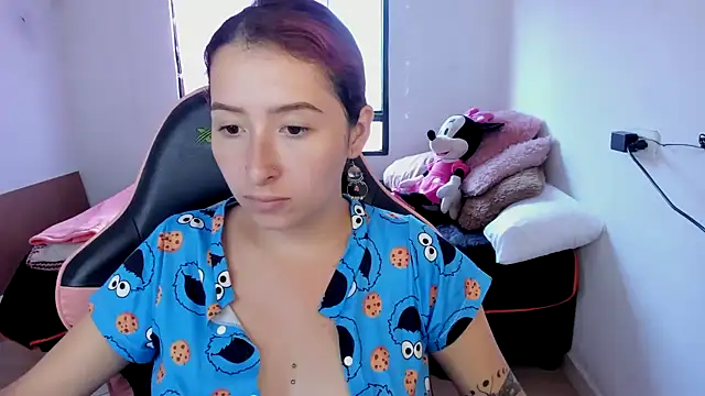 Snapshot of Ginger_Sweetty chatting on 02.17.25 Ginger Sweetty online show from 02.17.25
