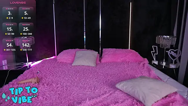 CassandraGood online show from 01.11.25