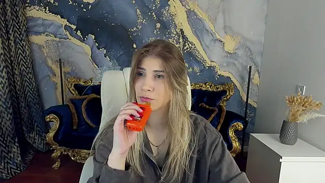 CassandraGood online show from 03.13.25