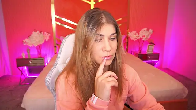 CassandraGood online show from 09.22.25