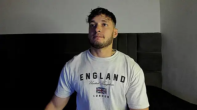 alejandro  2 online show from 11.12.25