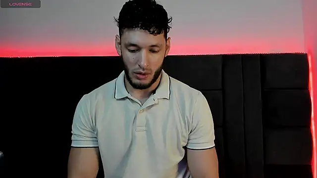 alejandro  2 online show from 04.25.26