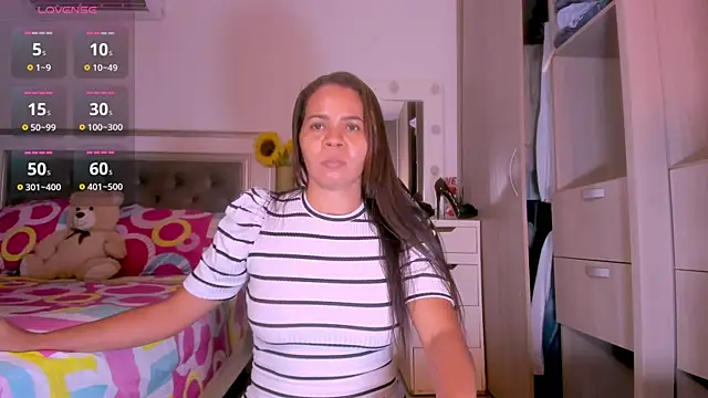 sharonDulce online show from 04.08.26