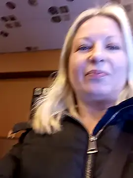 Snapshot of Arina_smiles chatting on 01.26.25 Arina smiles online show from 01.26.25
