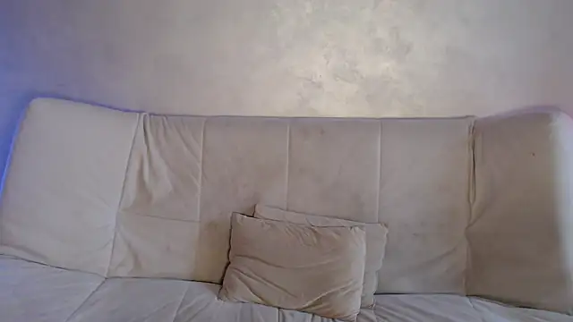 Snapshot of -Yummybabes- chatting on 09.19.25 -Yummybabes- online show from 09.19.25