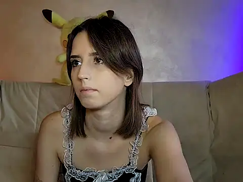 Snapshot of -Yummybabes- chatting on 10.02.25 -Yummybabes- online show from 10.02.25