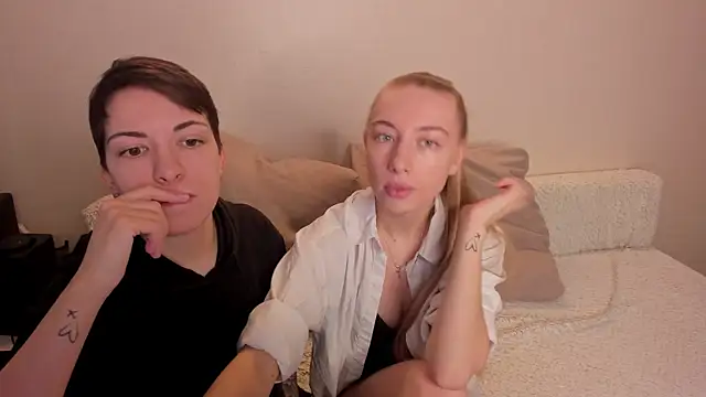 secret dreams   online show from 12.11.24