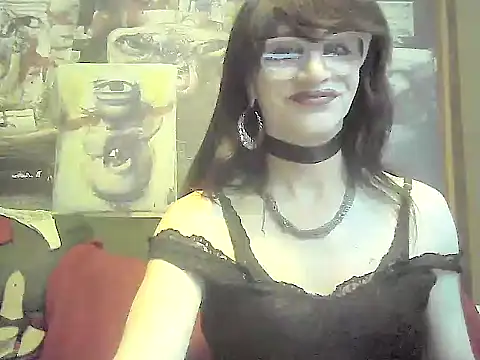 Snapshot of TheBlackWtch chatting on 05.19.26 TheBlackWtch online show from 05.19.26