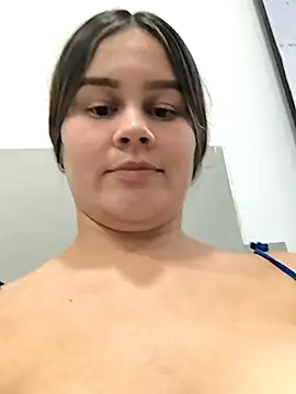 sweet lucia online show from 01.17.25