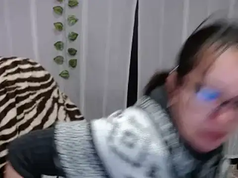 Sonialorens  online show from 02.08.25