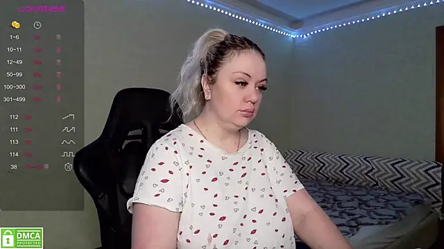 elven dreams  online show from 01.13.25