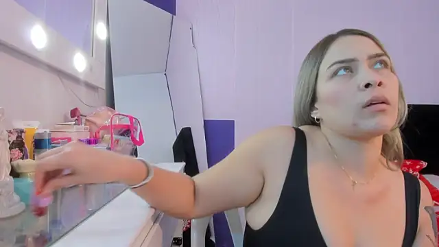 Snapshot of Byanca_Winklar chatting on 12.06.24 Byanca Winklar online show from 12.06.24