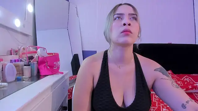 Snapshot of Byanca_Winklar chatting on 12.16.24 Byanca Winklar online show from 12.16.24