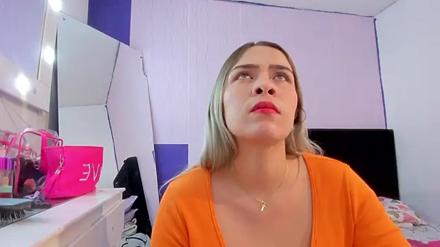 Snapshot of Byanca_Winklar chatting on 02.20.25 Byanca Winklar online show from 02.20.25